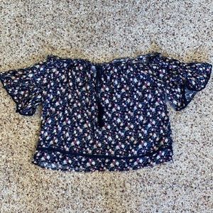 American Eagle off the shoulder floral top size S